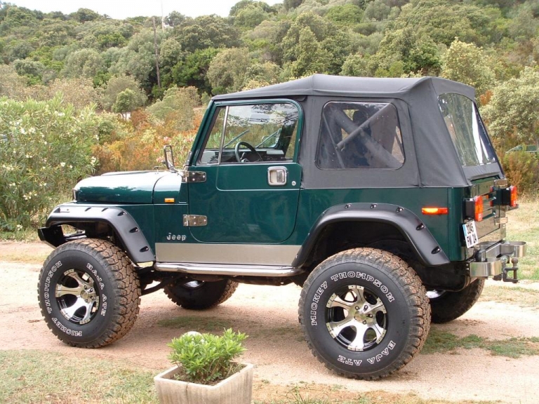 1976 thru 1986 Jeep CJ7 – EZY FIT SOFT TOPS